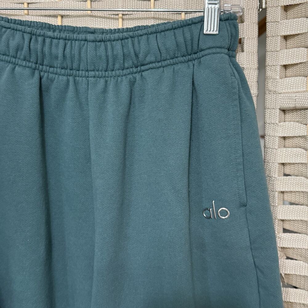ALO Accolade Women’s Sweatsuit Hoodie Straight Leg Pants Size XS Clover Green - Picture 7 of 11